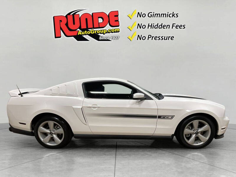 2011 Ford Mustang GT Premium