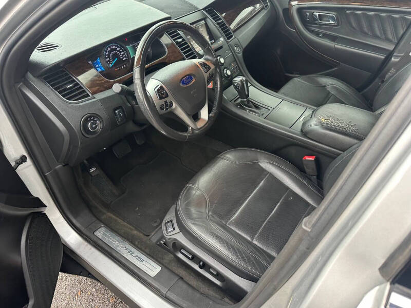 2013 Ford Taurus Limited