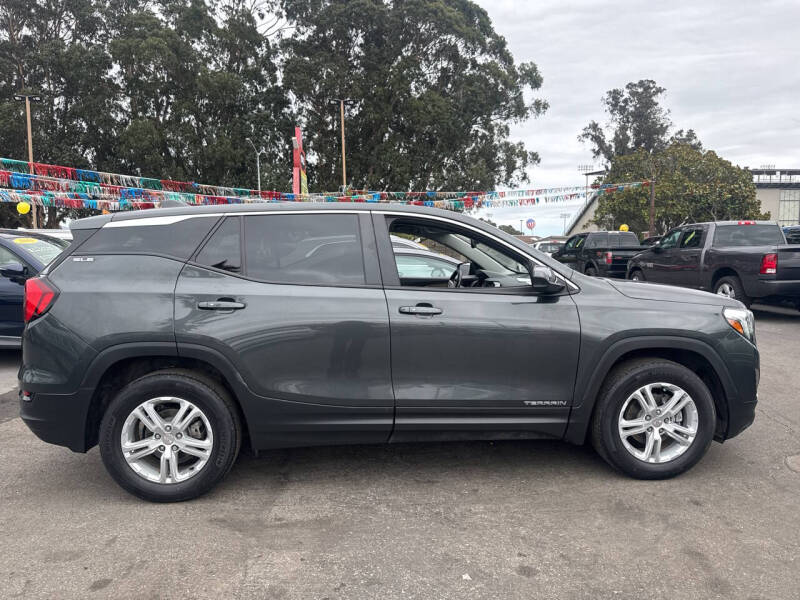 2021 GMC Terrain SLE