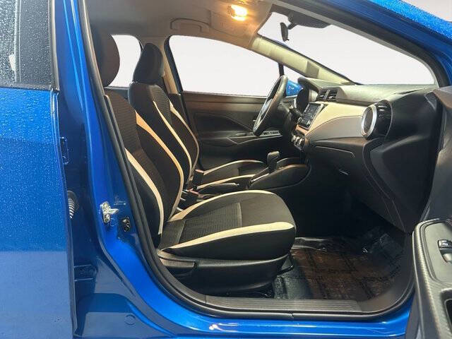 2022 Nissan Versa SV