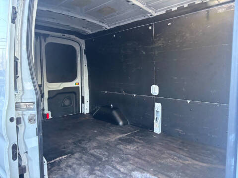 2021 Ford Transit 250