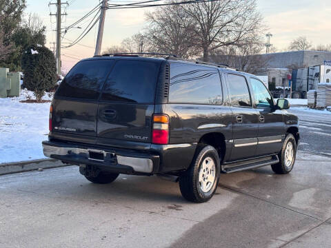 2004 Chevrolet Suburban 1500 LT