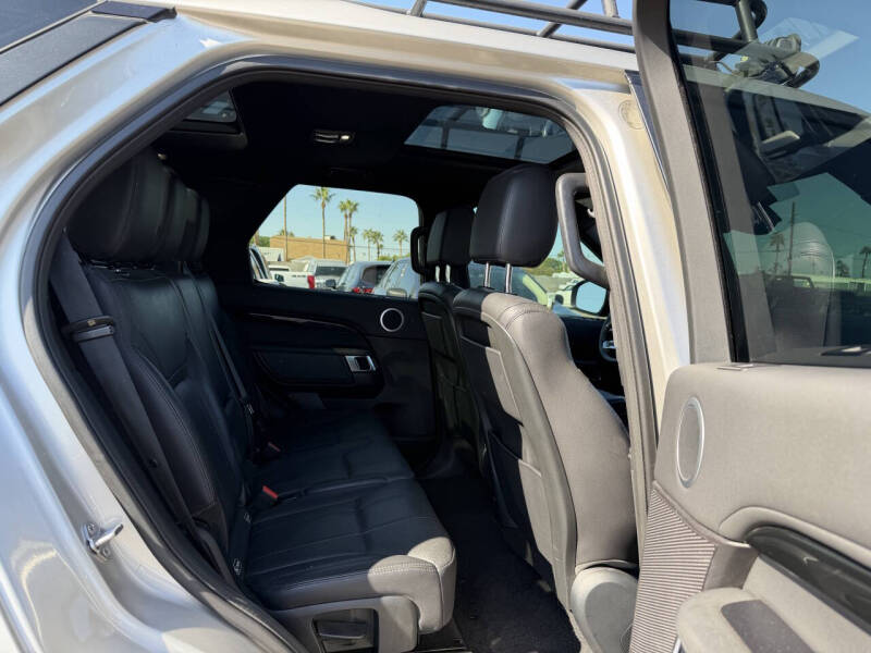 2017 Land Rover Discovery SE