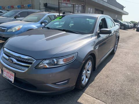 2012 Ford Taurus for sale at Six Brothers Mega Lot in Youngstown OH