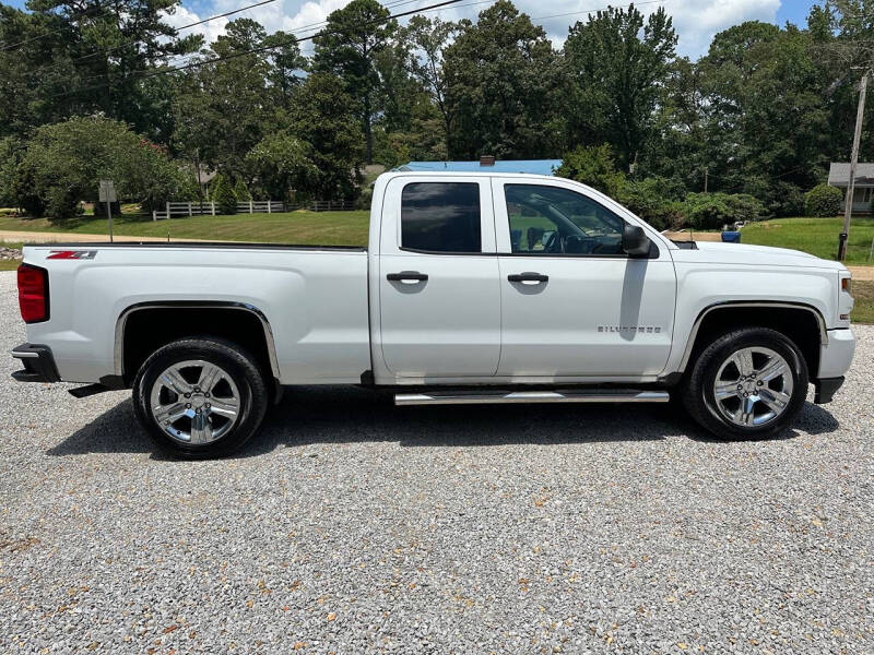2017 Chevrolet Silverado 1500 Custom