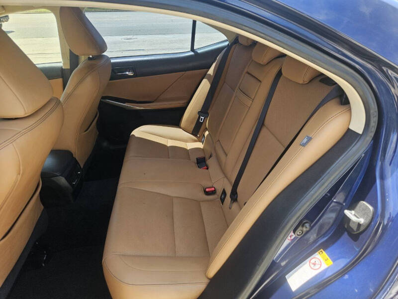 2015 Lexus IS 250