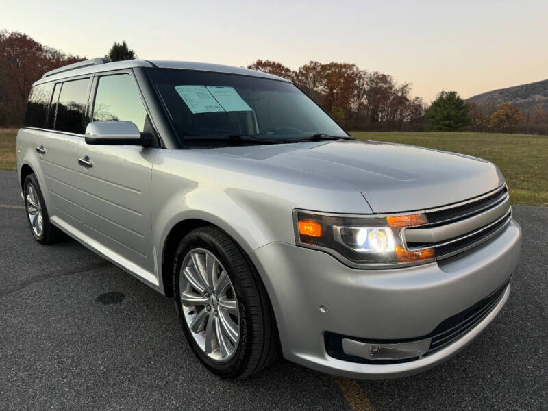 2015 Ford Flex for sale at CAR TRADE in Slatington PA