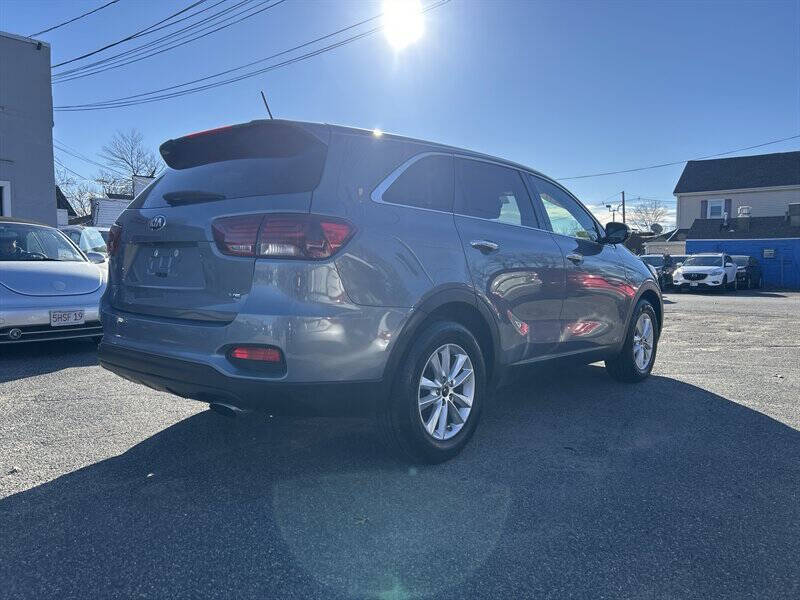 2020 Kia Sorento LX V6