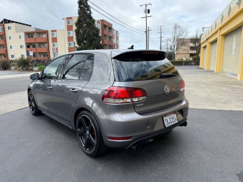 2010 Volkswagen GTI Base PZEV