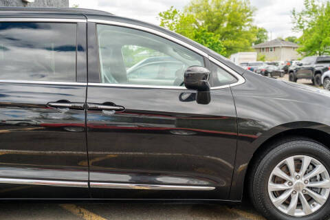2017 Chrysler Pacifica