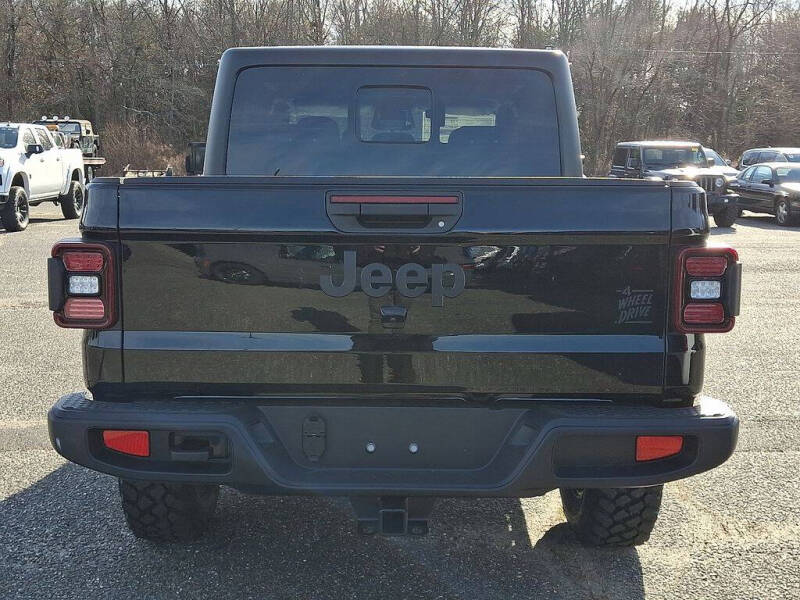 2026 Jeep Gladiator Willys