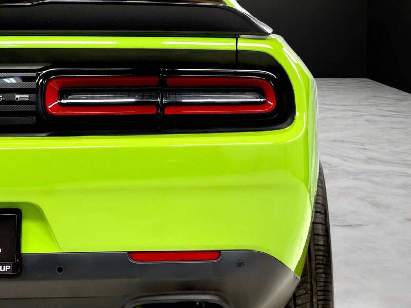 2015 Dodge Challenger R/T Plus Shaker