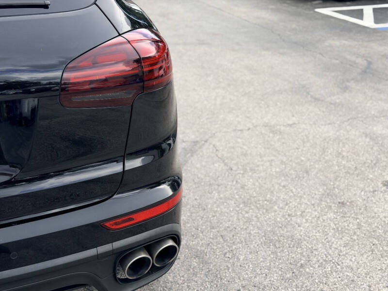 2015 Porsche Cayenne S