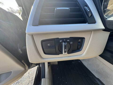 2015 BMW 3 Series 320i xDrive