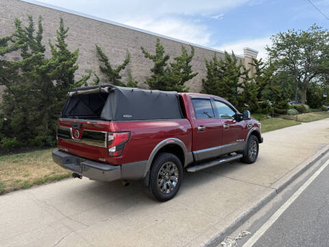 2017 Nissan Titan Platinum Reserve