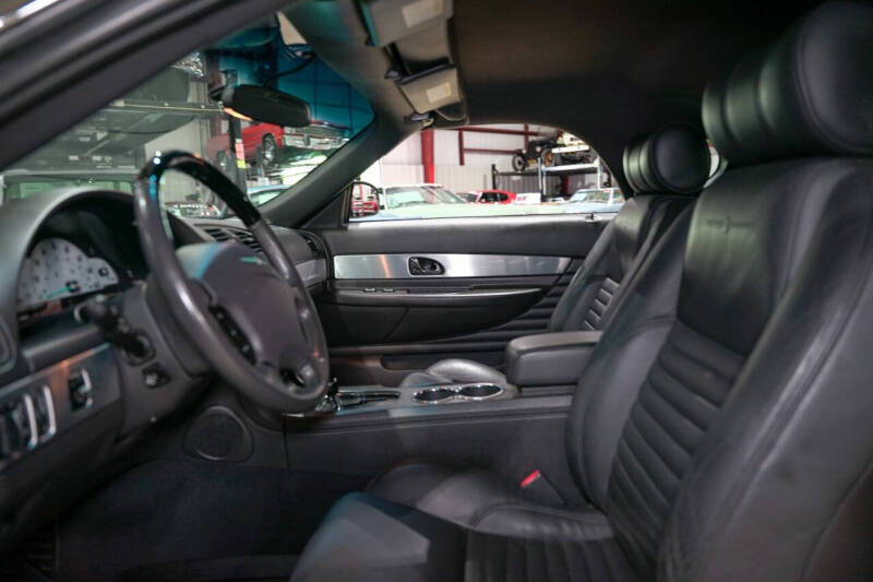 2002 Ford Thunderbird Deluxe