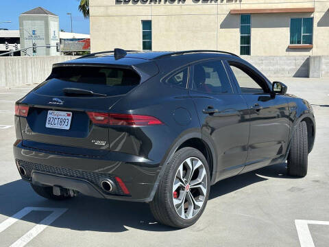 2019 Jaguar E-PACE P300 R-Dynamic SE