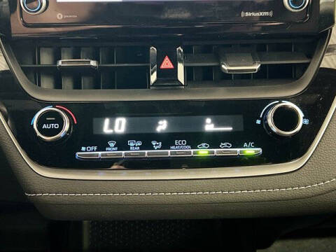 2022 Toyota Corolla Hatchback SE