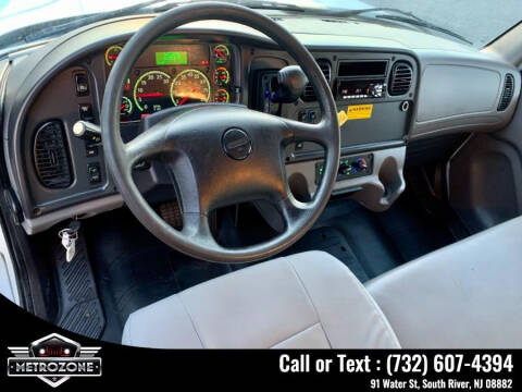 2019 Freightliner M2 106