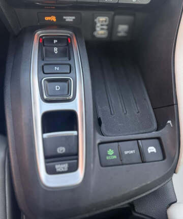 2022 Honda Insight Touring