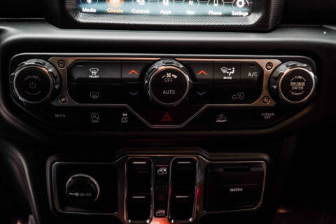 2023 Jeep Gladiator Overland