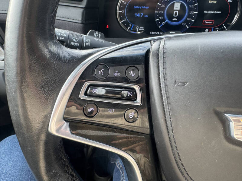 2017 Cadillac Escalade ESV Platinum