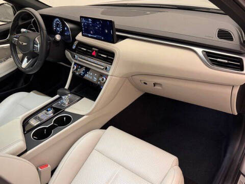 2025 Genesis G70