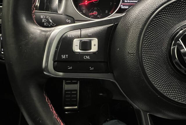 2017 Volkswagen Golf GTI S