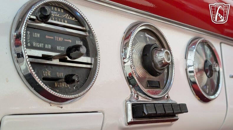 1955 Ford Fairlane