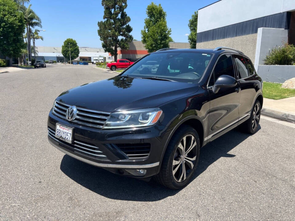 2017 Volkswagen Touareg for sale at ZRV AUTO INC in Brea, CA