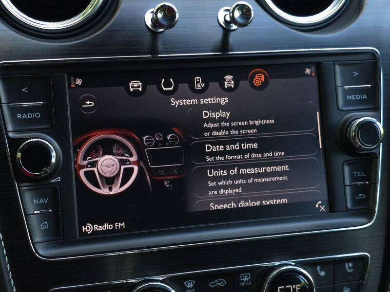 2020 Bentley Bentayga Hybrid