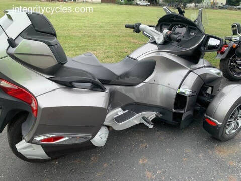 2012 Can-Am Spyder RT-S SE5