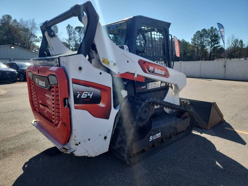 2021 Bobcat T64 R-Series Compact