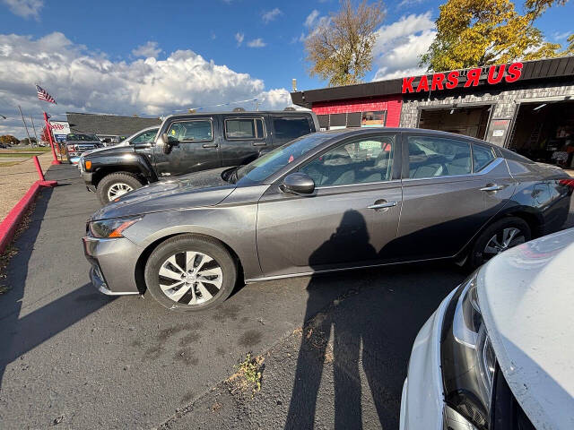 2023 Nissan Altima for sale at Kars R Us in Dearborn Heights, MI