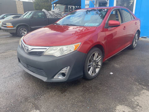 2012 Toyota Camry for sale at Direct Auto Sales in Salem OR