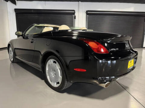 2004 Lexus SC 430