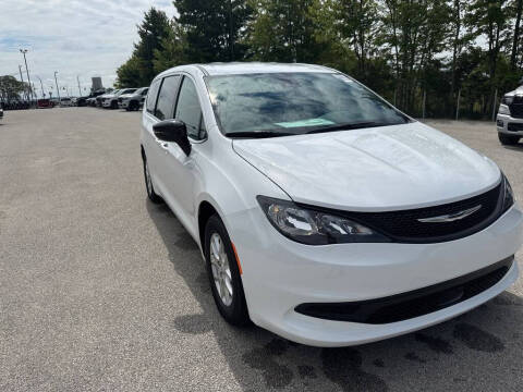2027 Chrysler Pacifica LX