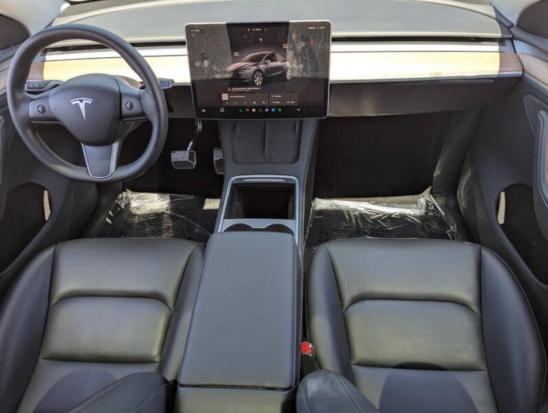 2023 Tesla Model Y Long Range