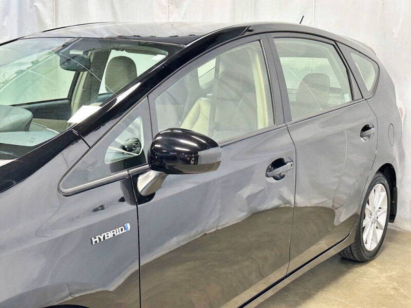 2012 Toyota Prius v