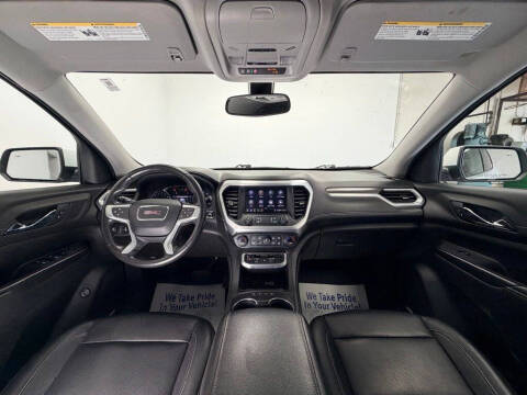 2020 GMC Acadia SLT