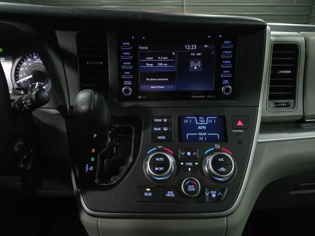 2020 Toyota Sienna LE 7-Passenger