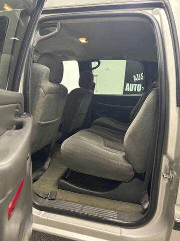 2004 Chevrolet Silverado 3500 LS