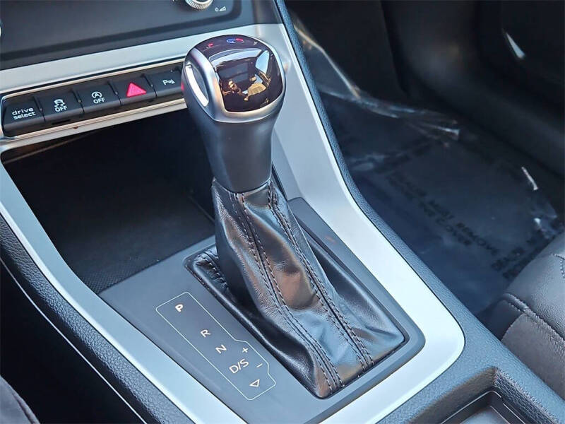 2022 Audi Q3 quattro S line Premium 45 TFSI