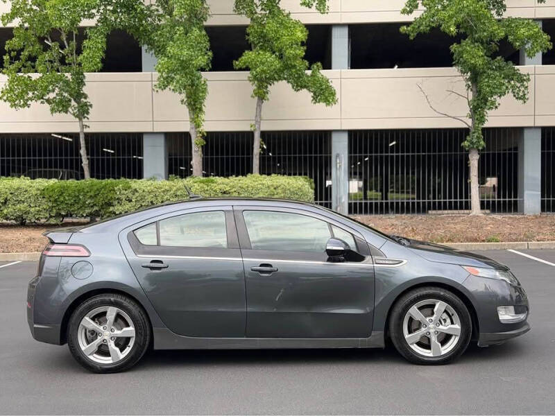 2011 Chevrolet Volt Premium