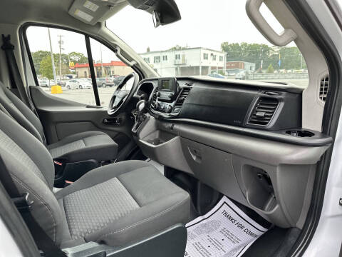 2023 Ford Transit 250