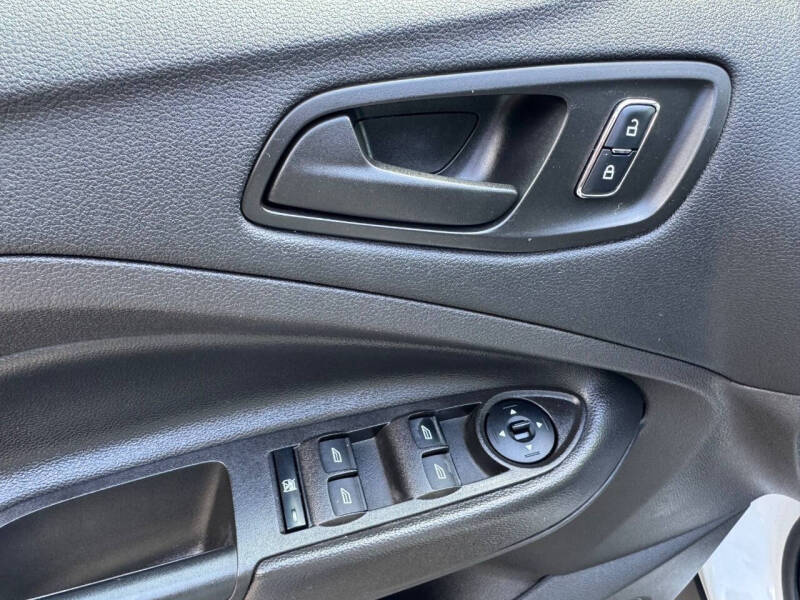 2016 Ford Escape S