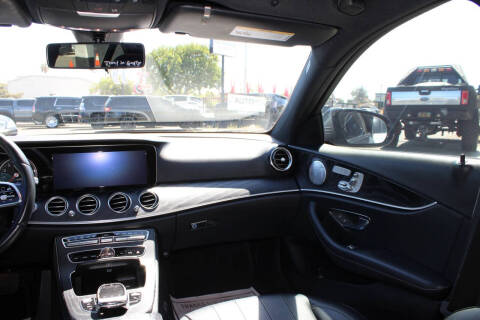 2019 Mercedes-Benz E-Class E 300