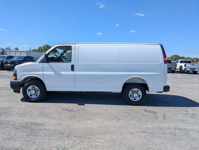 2026 Chevrolet Express 2500
