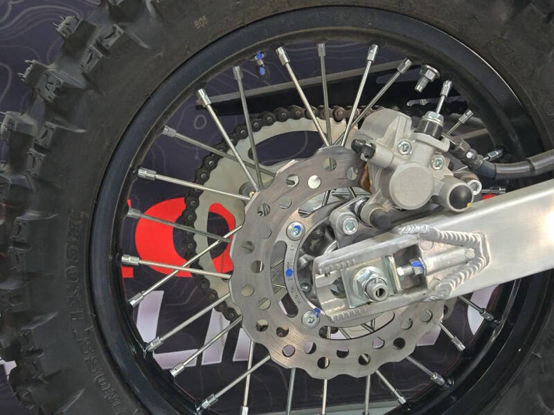 2025 Kawasaki KLX 140R