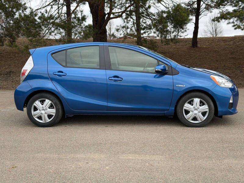 2013 Toyota Prius c Two